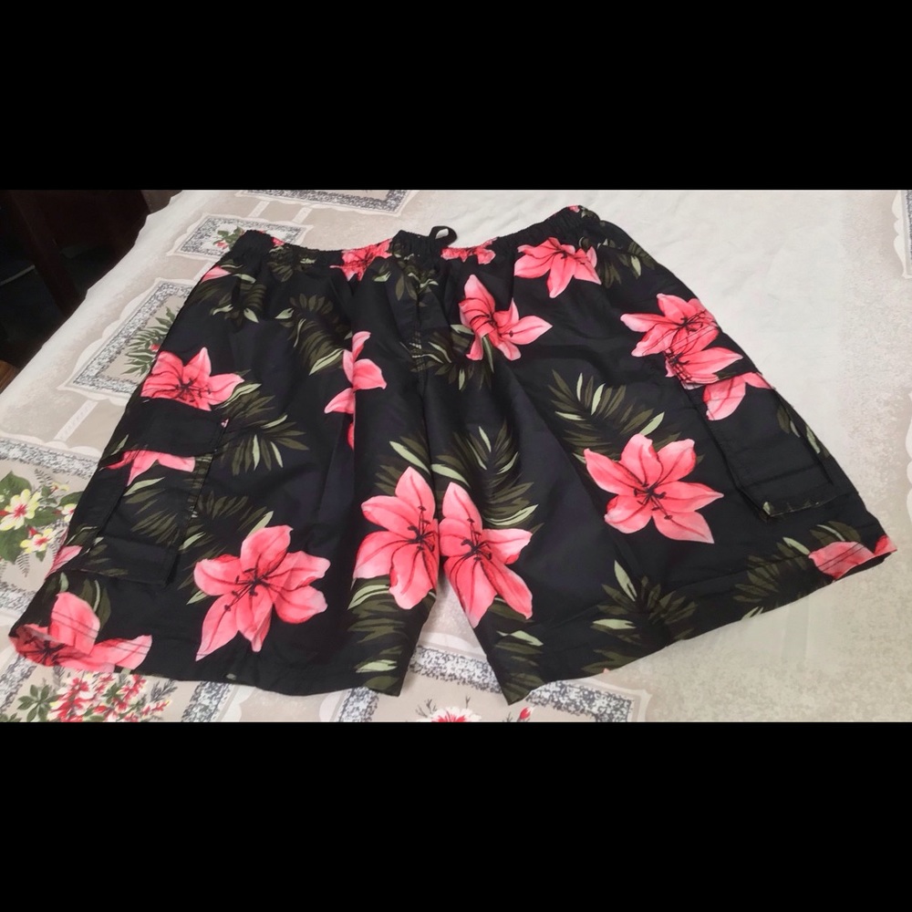 Kanu Hibiscus Surf  Cargo Trunks 2XL NEW